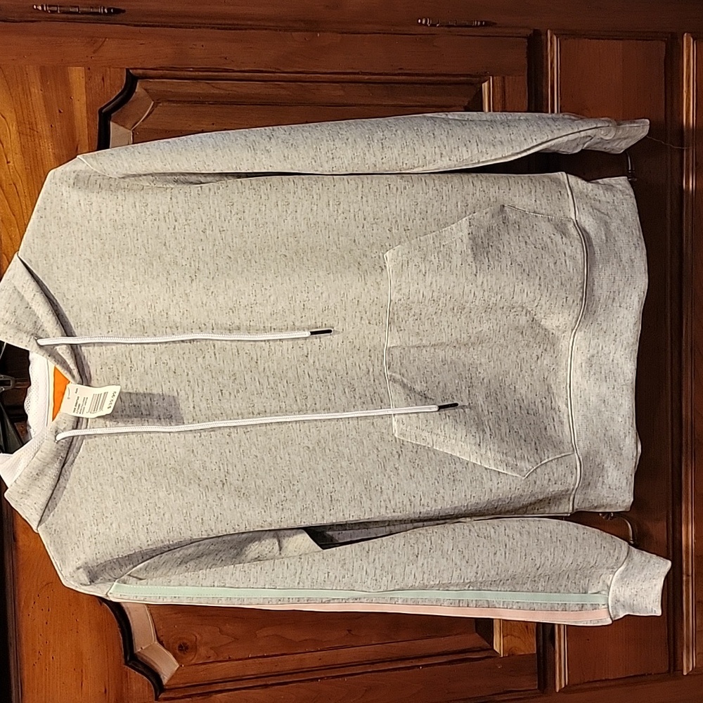 MEN'S PULLOVER HOODIE/BROOKLYN